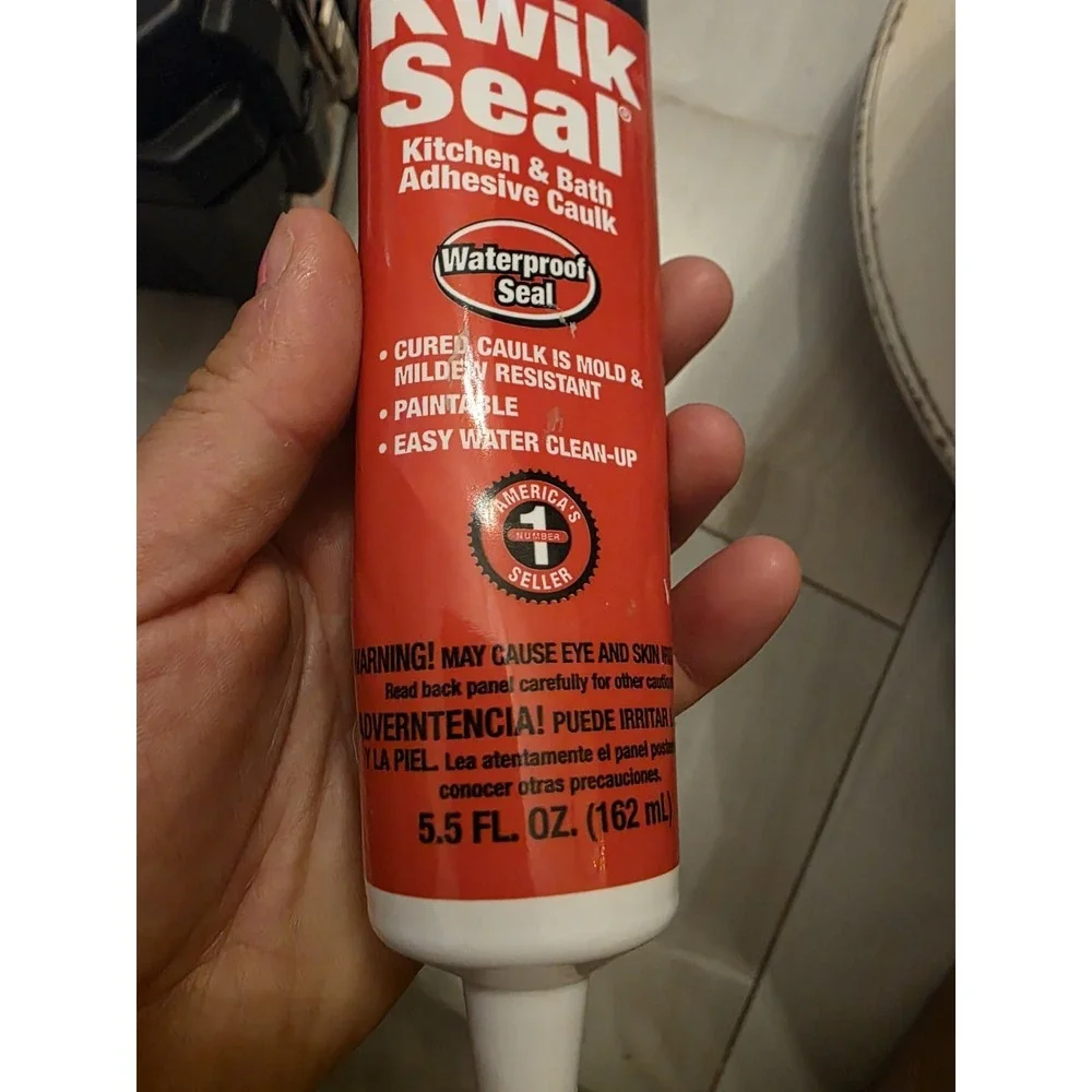 DAP Kwik Seal White 6oz ‎ 18001